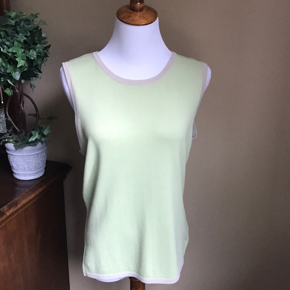 Like new Kasper green and tan shell top